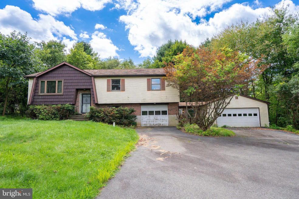 238 Old Mill Rd, Macungie, PA 18062